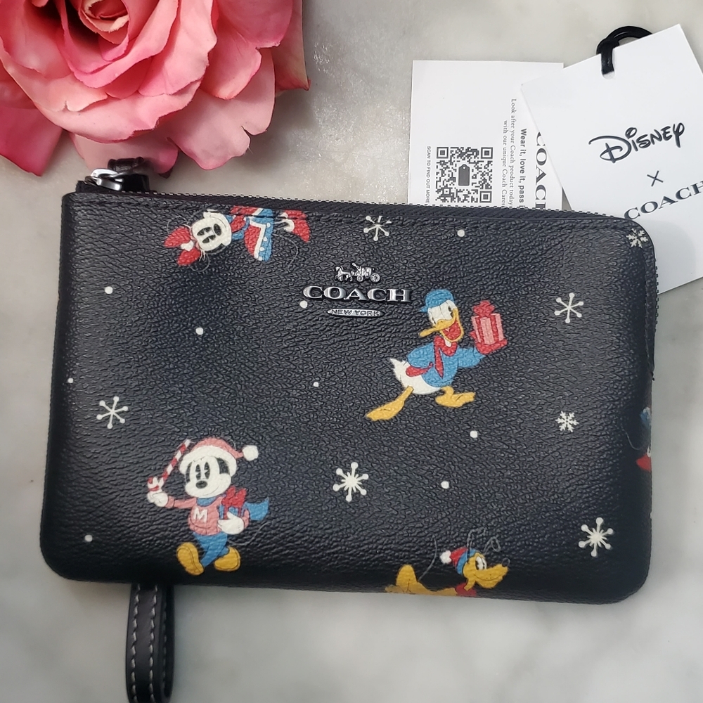 Coach × Disney Mickey Minnie Pluto Donald Duck Snowflake Holiday Wristlet - Picture 4 of 9